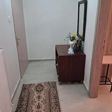 Daire Kalyves Holidays