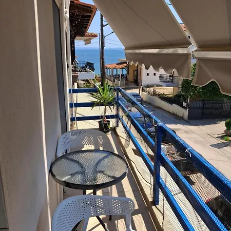 Daire Kalyves Holidays *